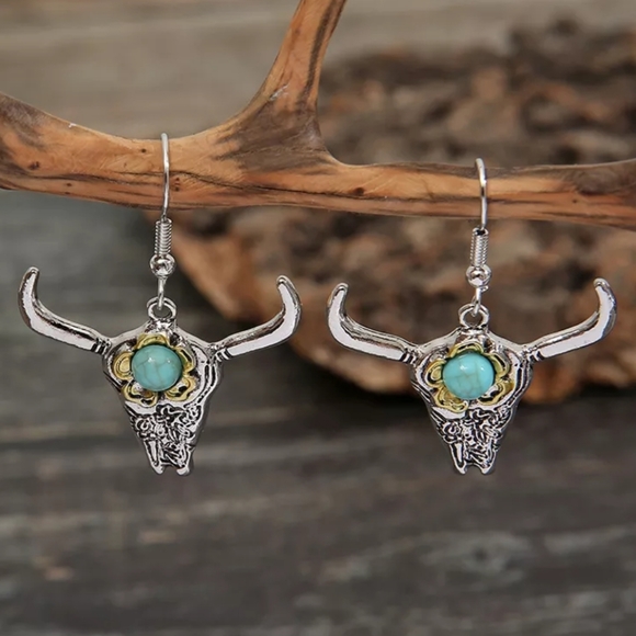 Longhorn Earrings. Cow Head Bull Head Steer Western Country Cowgirl Rodeo Horns - Picture 5 of 13